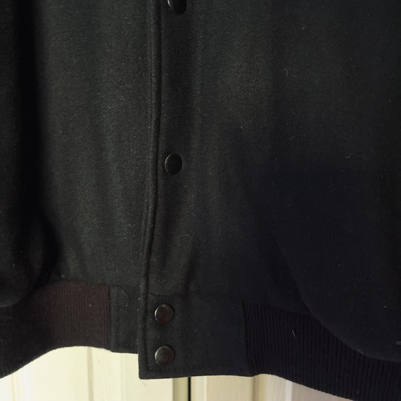 Bomber jacket - Picture 10 of 14